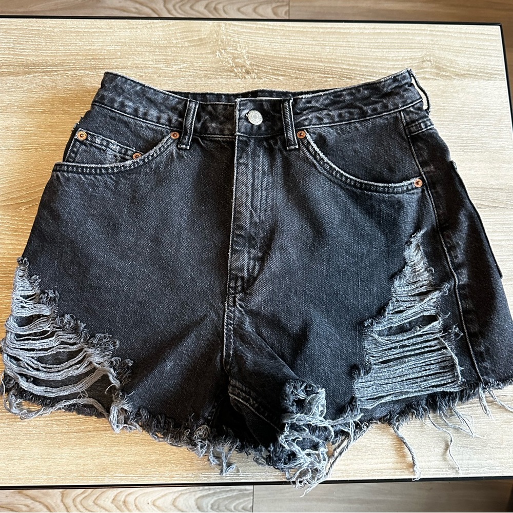 TOPSHOP Distressed Denim Mom Shorts
